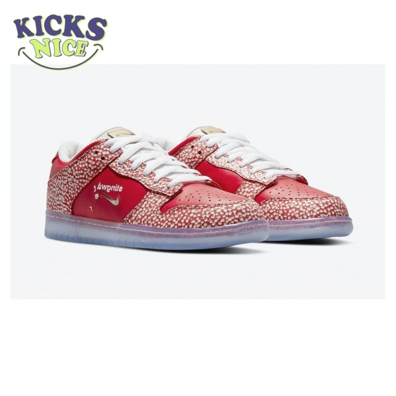 Stingwater x Dunk Low SB 'Magic Mushroom' Size 36-47.5